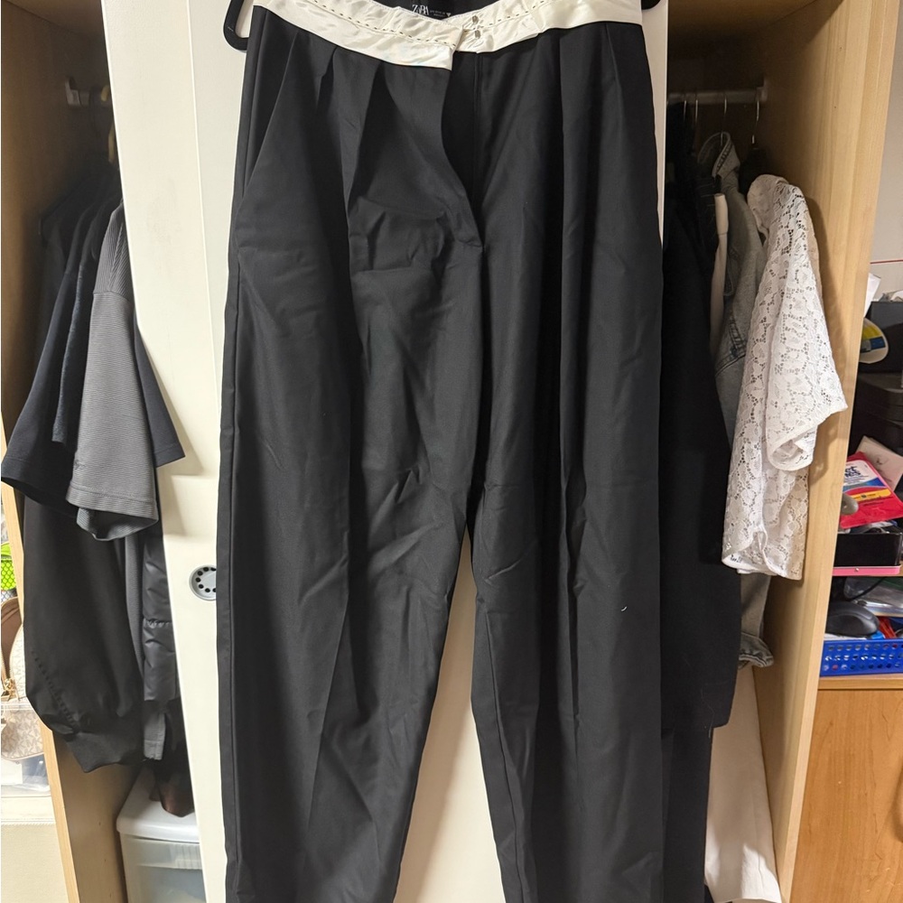 Zara Women’s Black Dress Pants